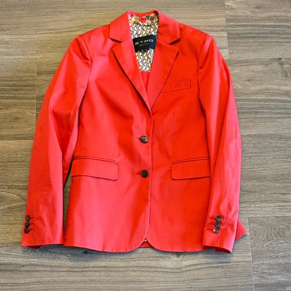 Etro Vibrant Red Jacket With Patterned Lining - image 1